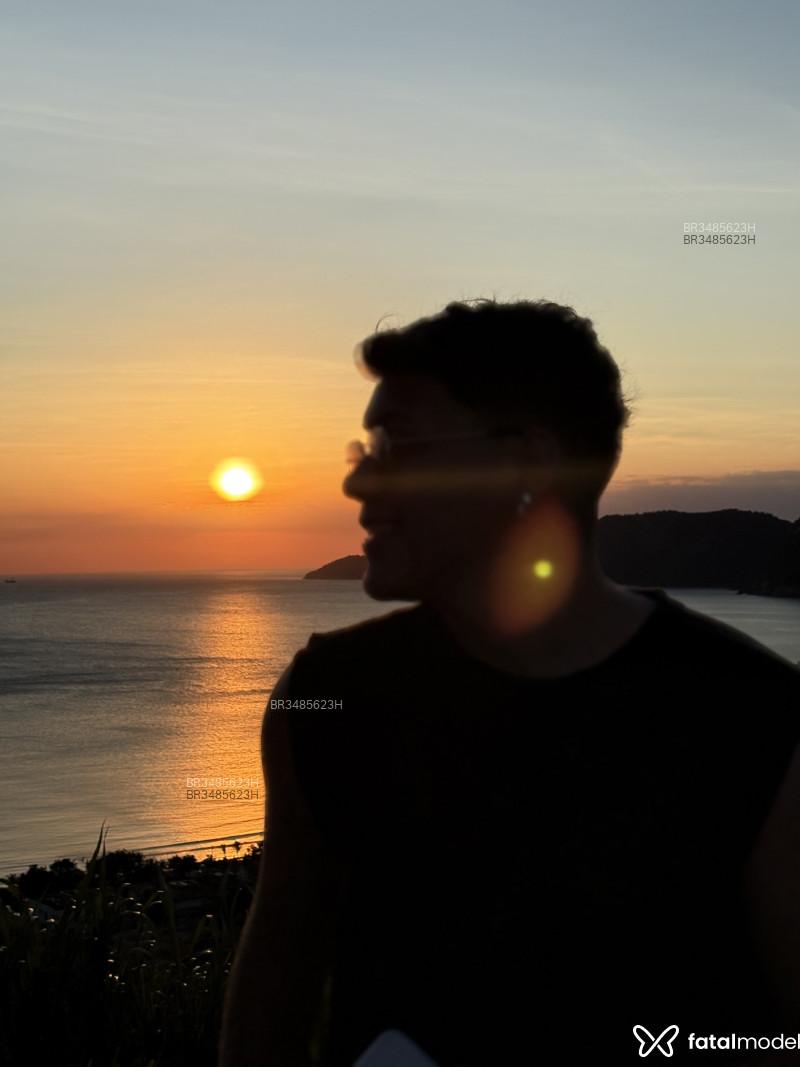Acompanhante Airton - Feed