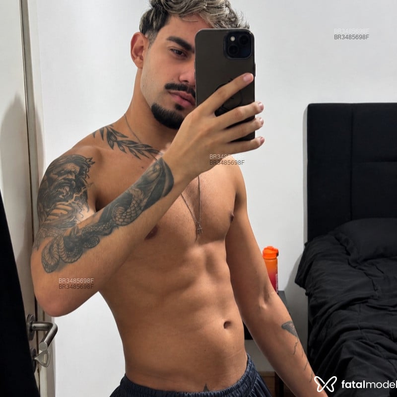 Acompanhante Miguel - Feed