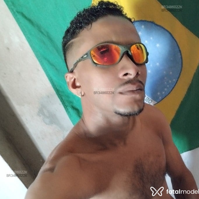 Acompanhante Kevinho - Feed