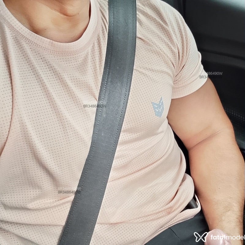 Acompanhante Roderick - Feed
