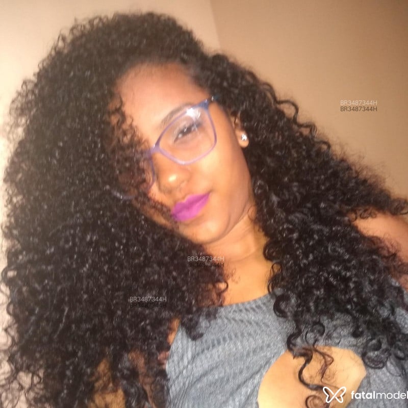 Acompanhante Karolaine Silva - Feed