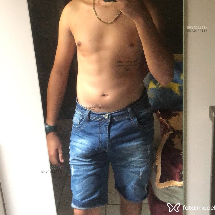 Acompanhante Onian - Feed