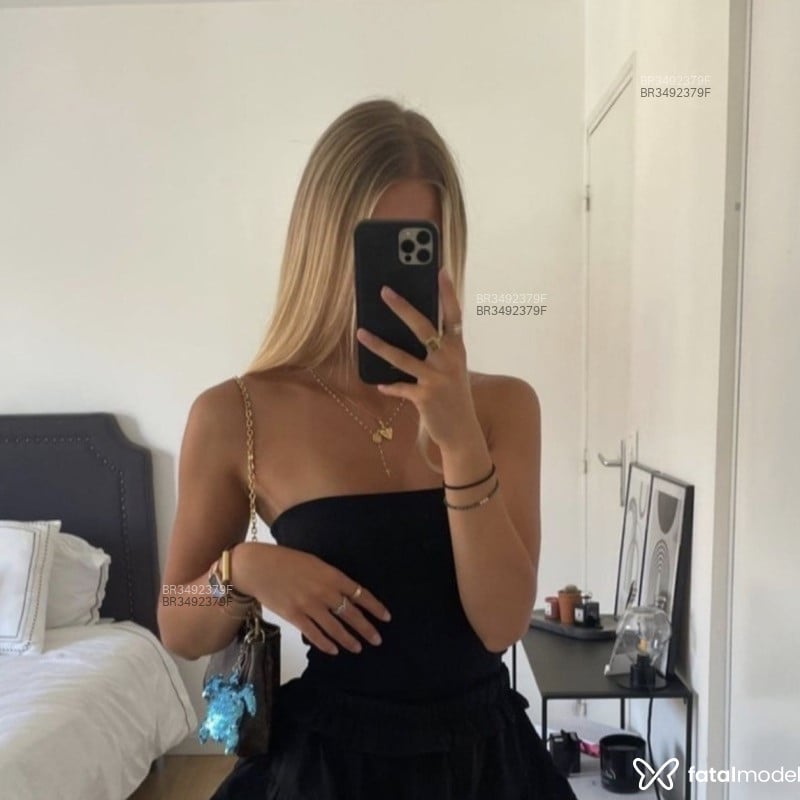 Acompanhante Julia - Feed