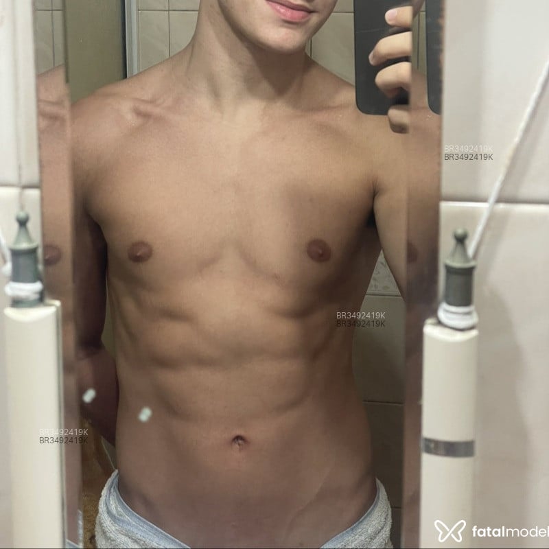 Acompanhante Igor Bueno - Feed