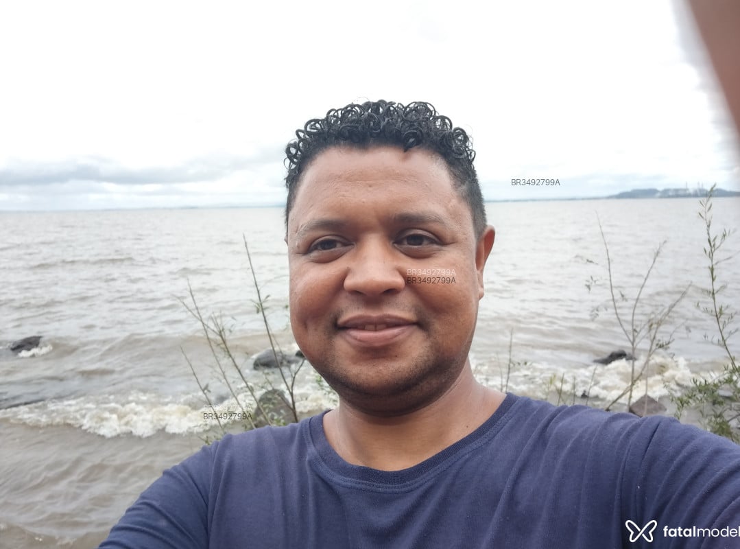 Acompanhante Diego - Feed