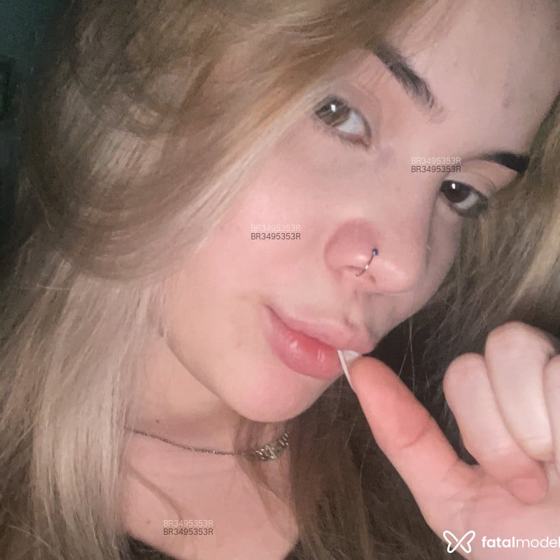Acompanhante Mariah - Feed