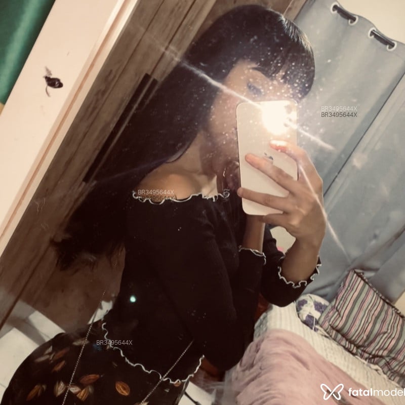 Acompanhante Eduarda - Feed