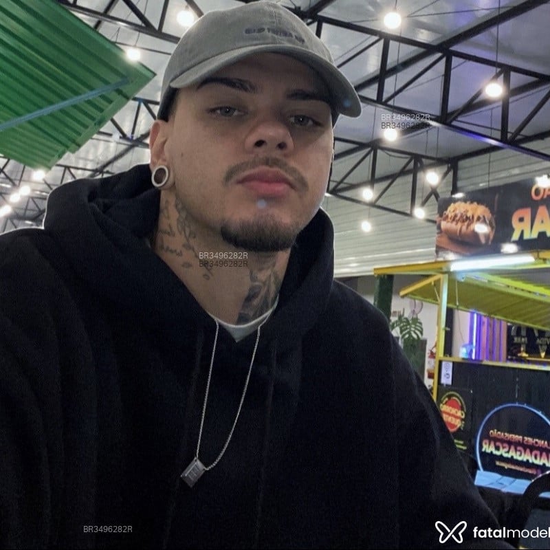 Acompanhante Leonardo - Feed