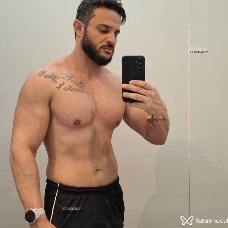 Acompanhante Tiago - Feed
