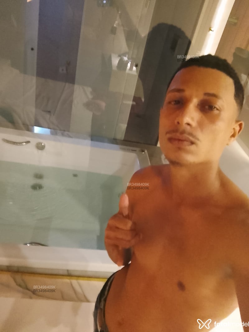 Acompanhante Rodrigo - Feed