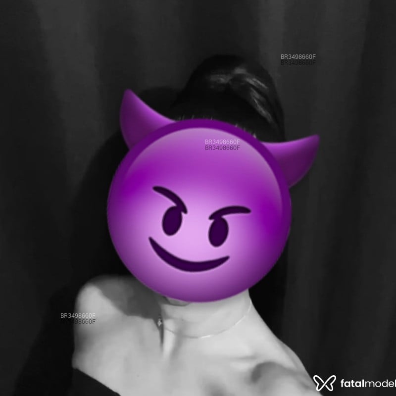 Acompanhante Zuri Campos - Feed