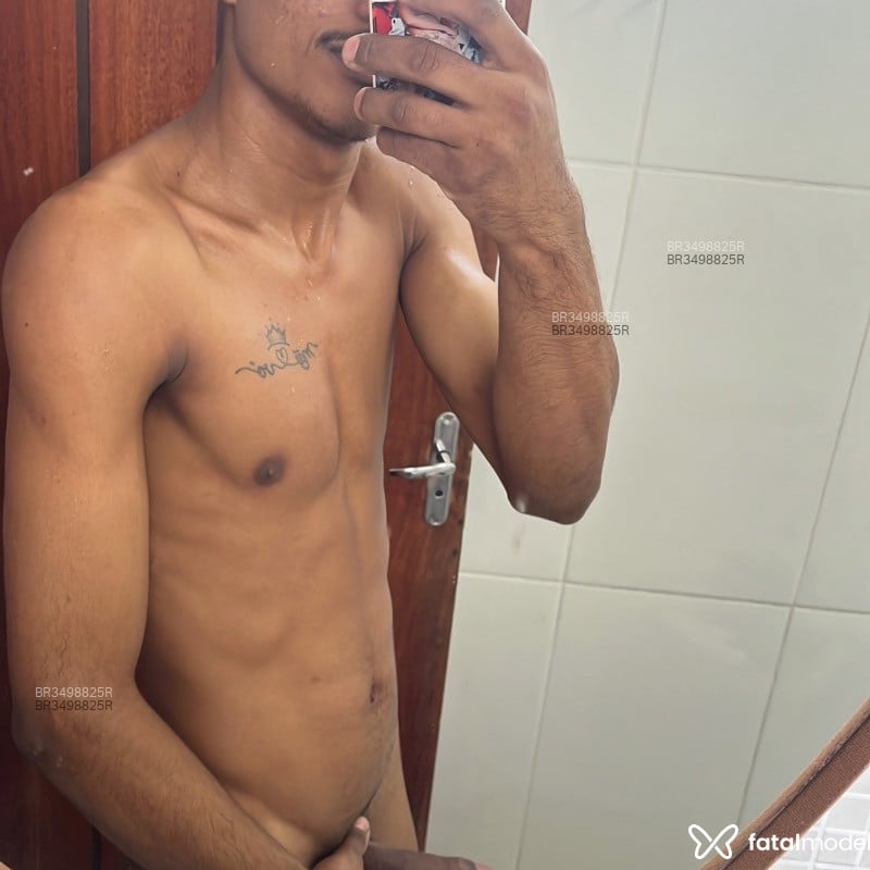 Acompanhante Kaylazinho - Feed