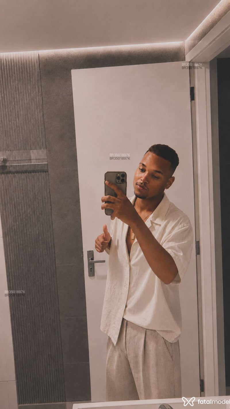 Acompanhante Luan Minay - Feed