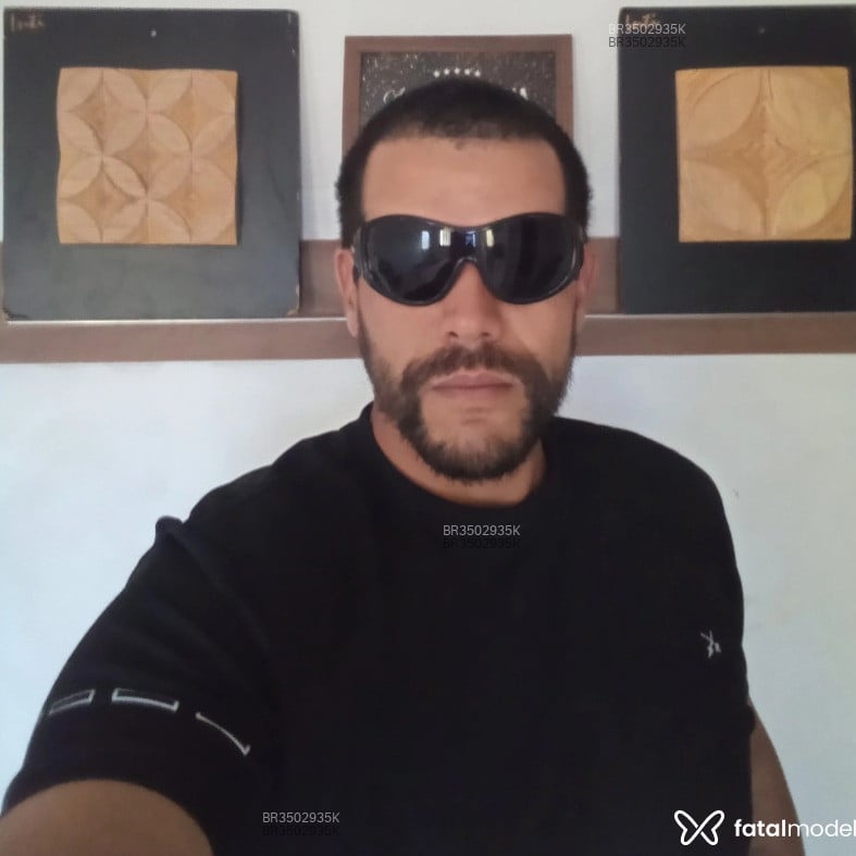 Acompanhante Lucas Proença - Feed