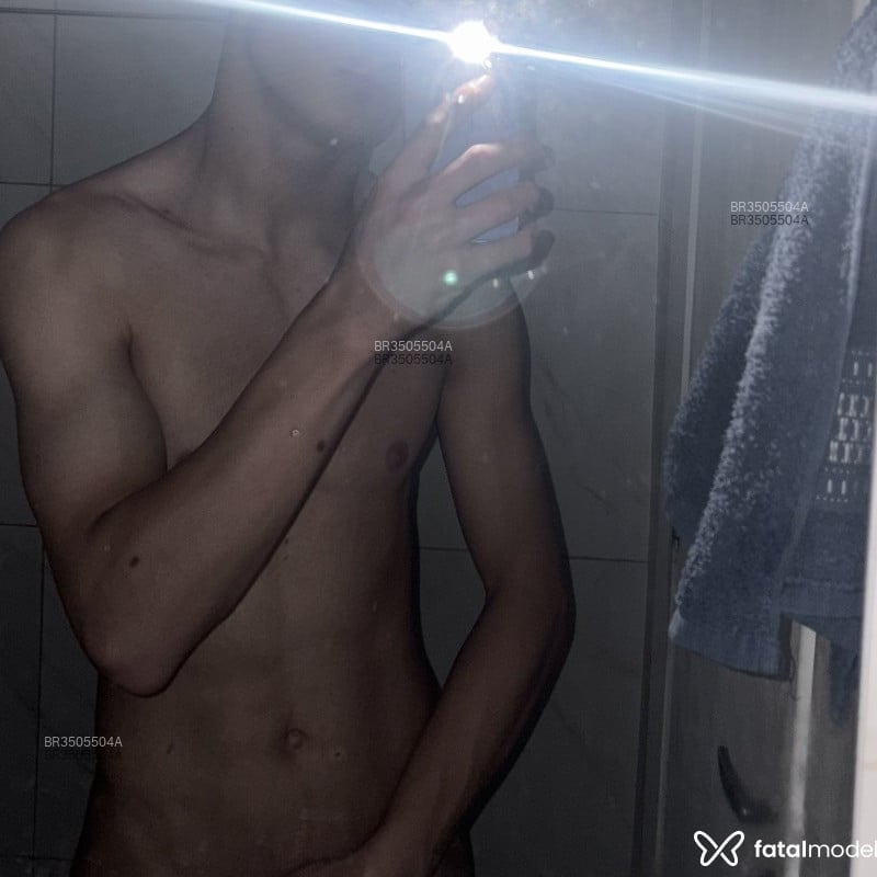Acompanhante Henry - Feed