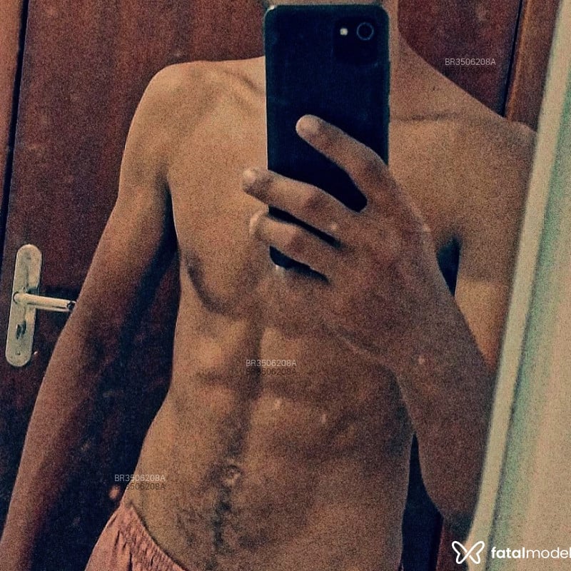 Acompanhante Freitas - Feed