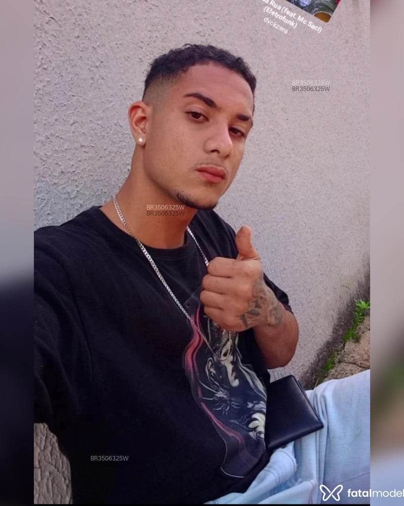 Acompanhante Alessandro - Feed
