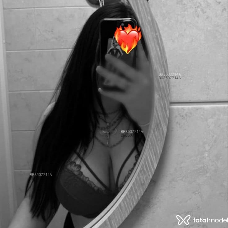 Acompanhante Larissa - Feed