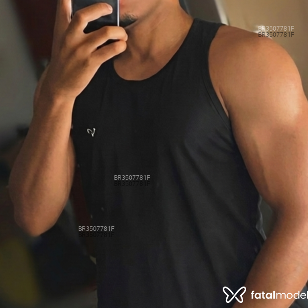Acompanhante William - Feed