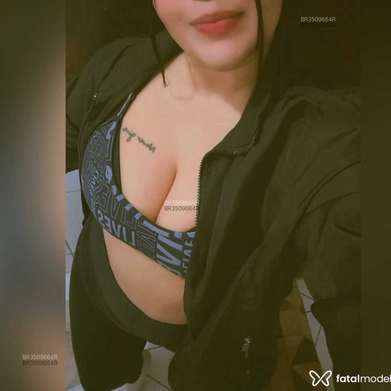 Acompanhante Morena - Feed