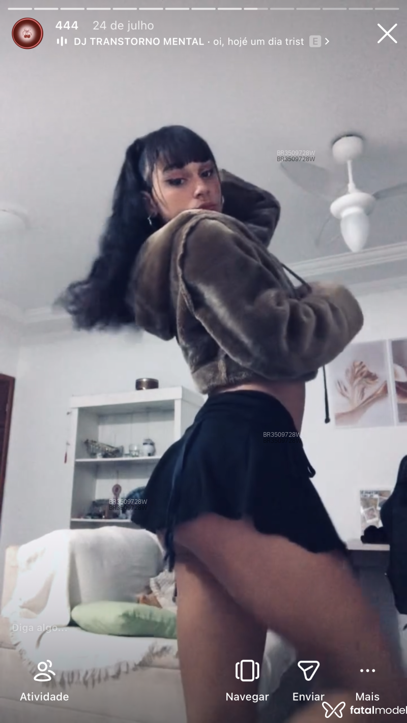 Acompanhante Morena - Feed