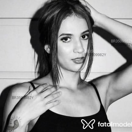 Acompanhante Celina Fontinelle - Feed