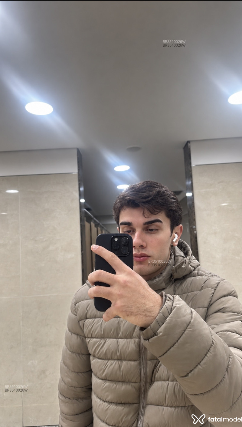 Acompanhante Diniz - Feed