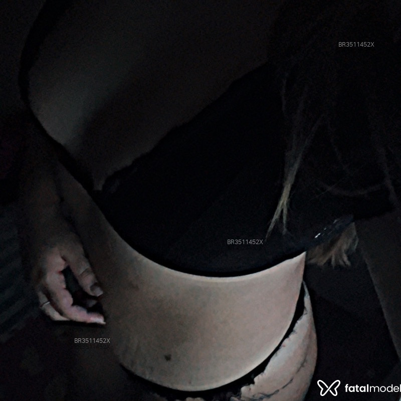 Acompanhante Olívia - Feed