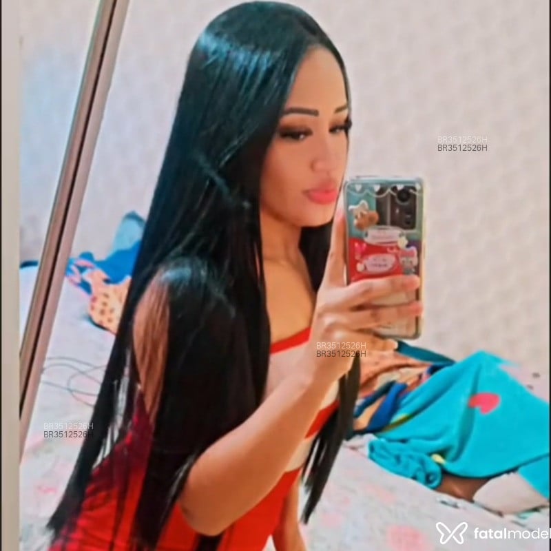 Acompanhante Nicole - Feed