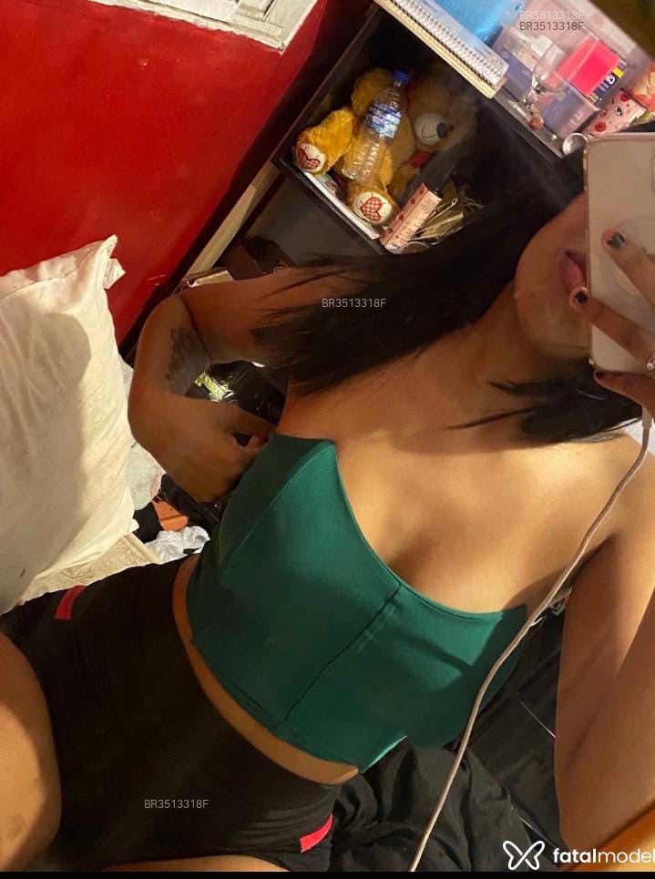 Acompanhante Evelyn Santos - Feed