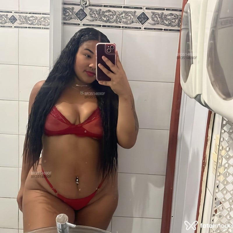 Acompanhante Carolina - Feed