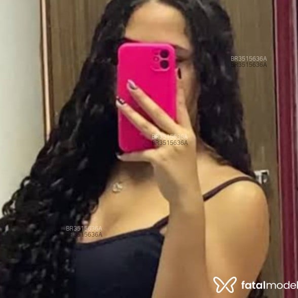 Acompanhante Raffa Moraes - Feed