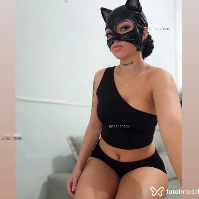 Acompanhante Keline - Feed