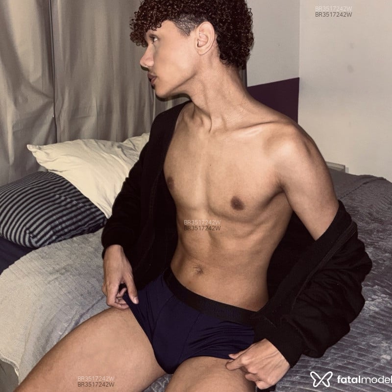 Acompanhante Martin - Feed