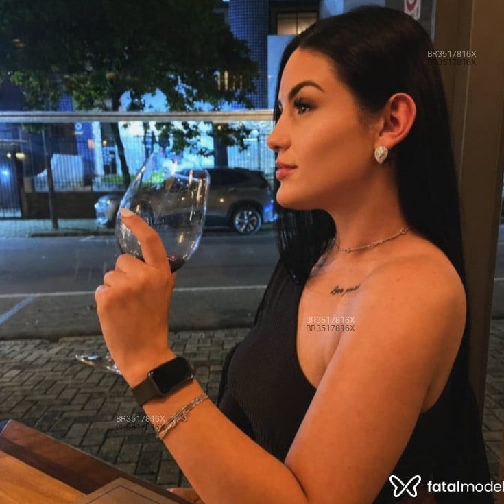 Acompanhante Ariely Novaes - Feed