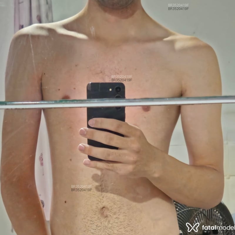 Acompanhante Felipe - Feed