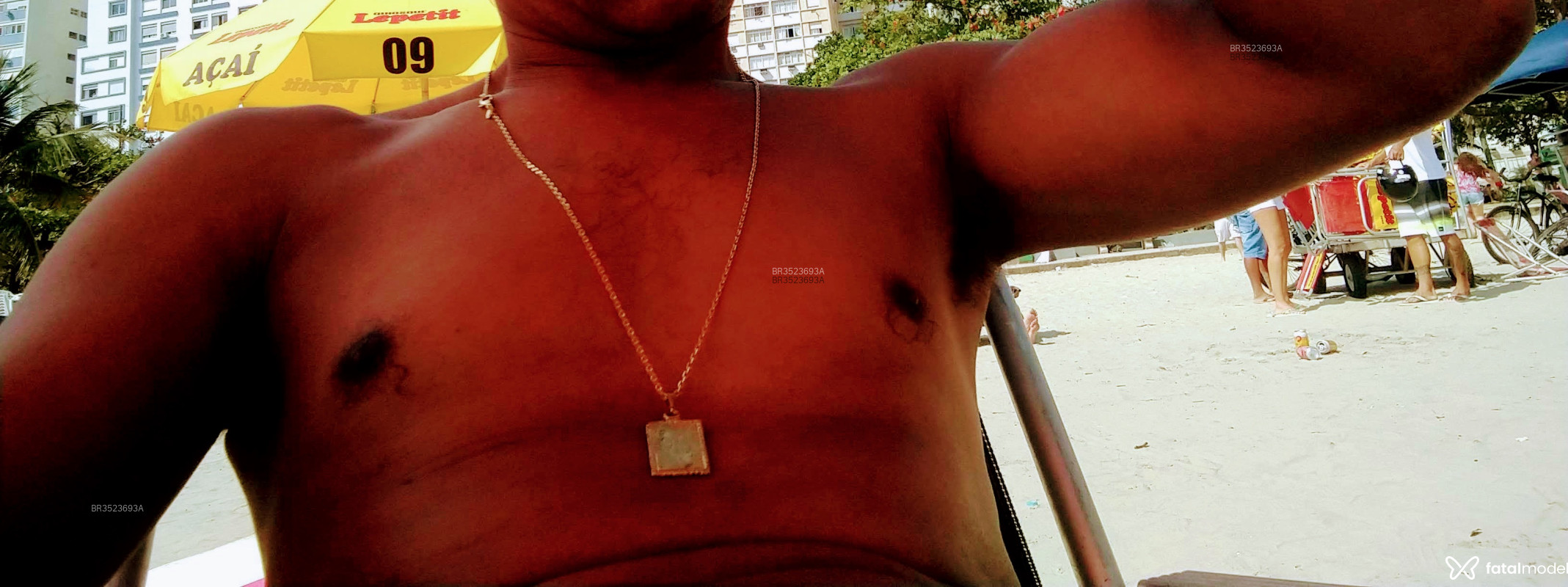 Acompanhante Breno - Feed