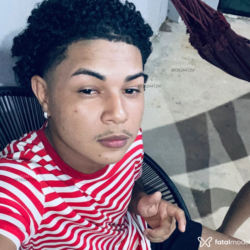 Acompanhante Lucas - Feed