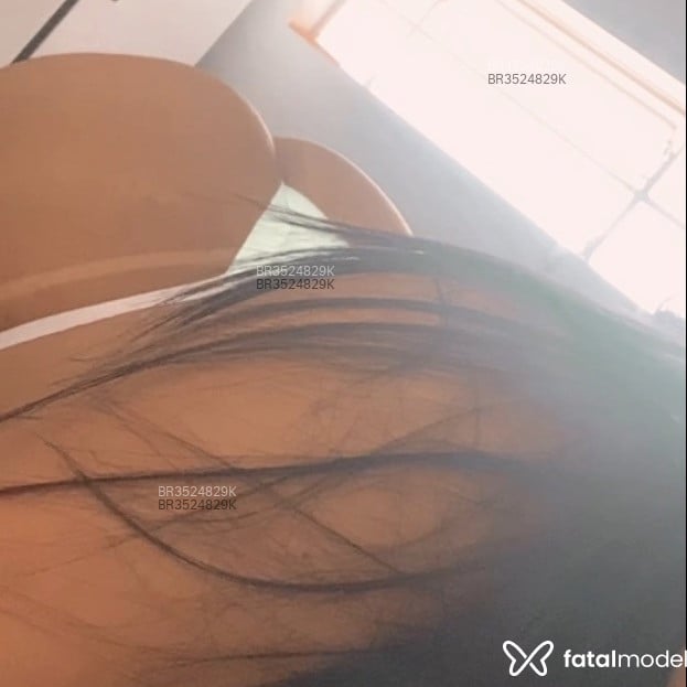 Acompanhante Mirella - Feed
