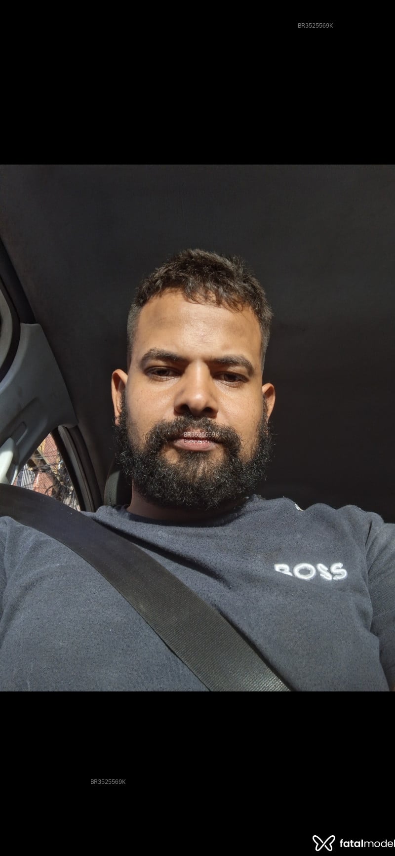 Acompanhante Leleo - Feed