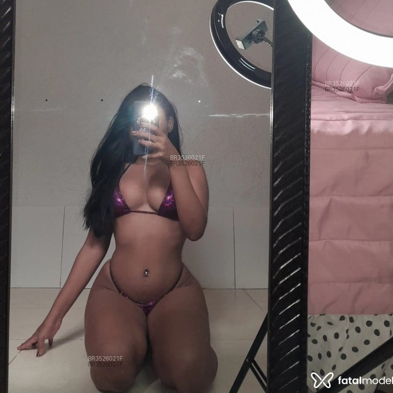 Acompanhante Micaa - Feed