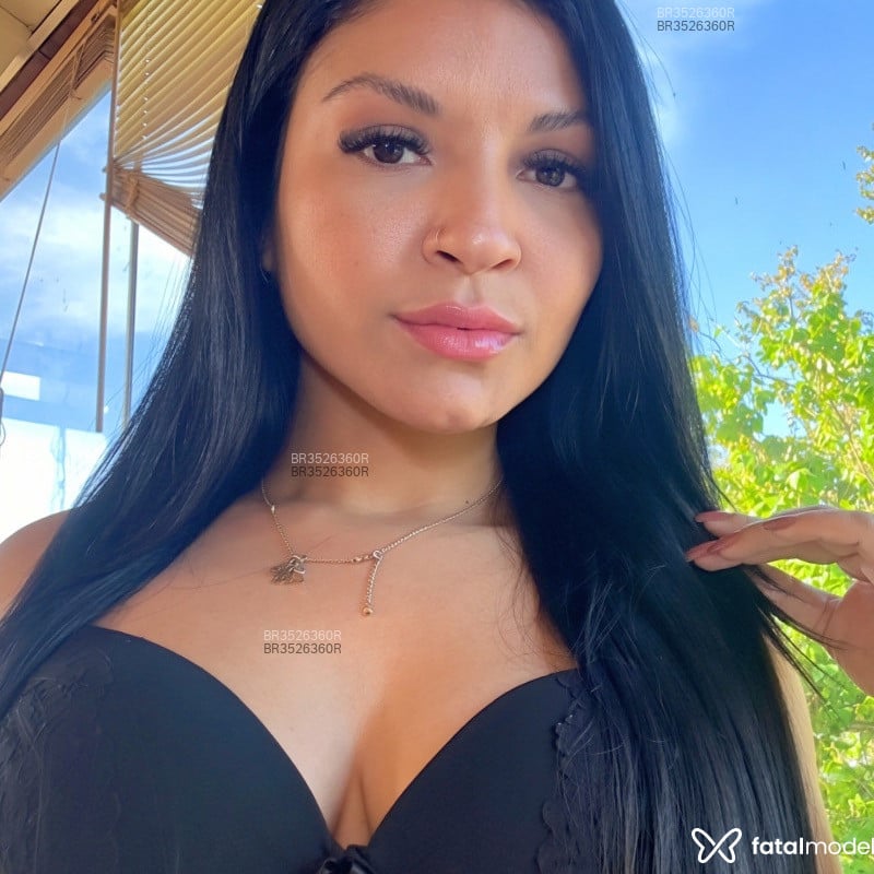 Acompanhante Camila - Feed