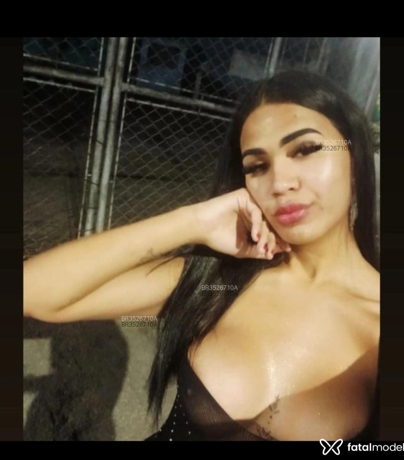 Acompanhante Isabelly Sfdinha - Feed
