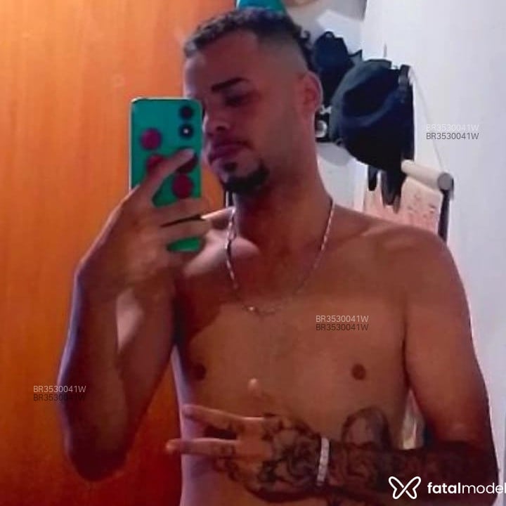 Acompanhante Brinquinho - Feed