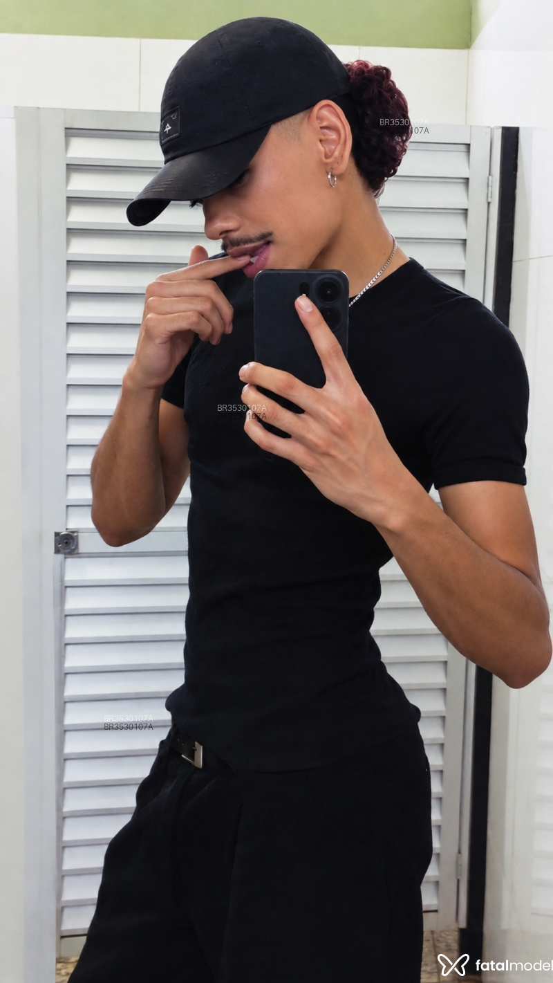 Acompanhante Carinha - Feed