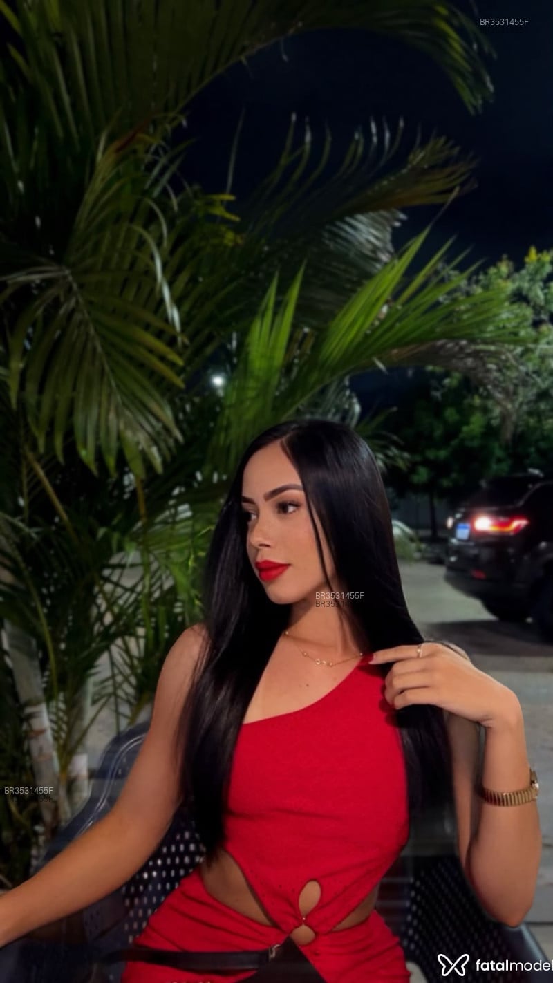 Acompanhante Larissa Feitosa - Feed