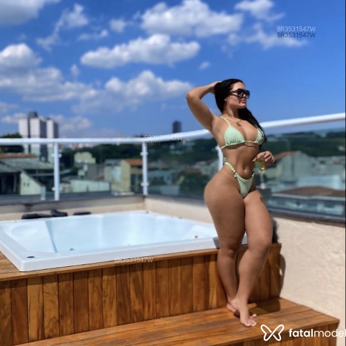 Acompanhante Jade Monroe - Feed