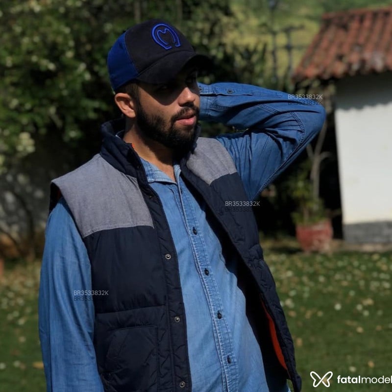 Acompanhante Mathew - Feed