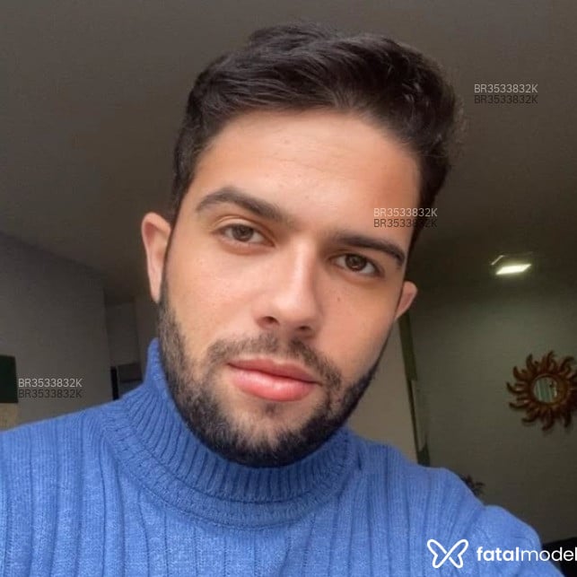 Acompanhante Valentino - Feed