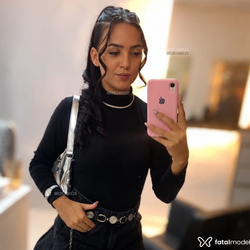 Acompanhante Bya Moniz - Feed